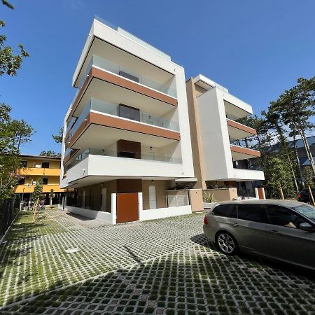 Iris Suite Бибионе Экстерьер фото