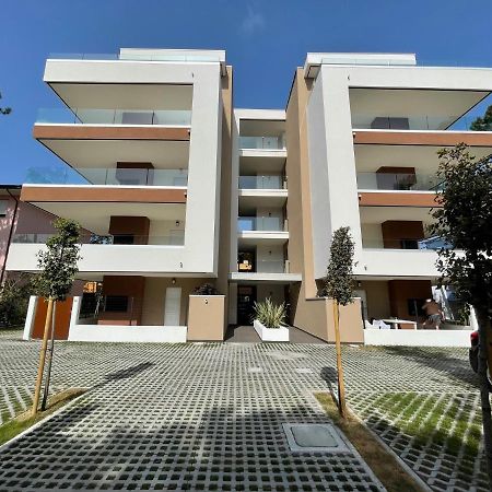 Iris Suite Бибионе Экстерьер фото